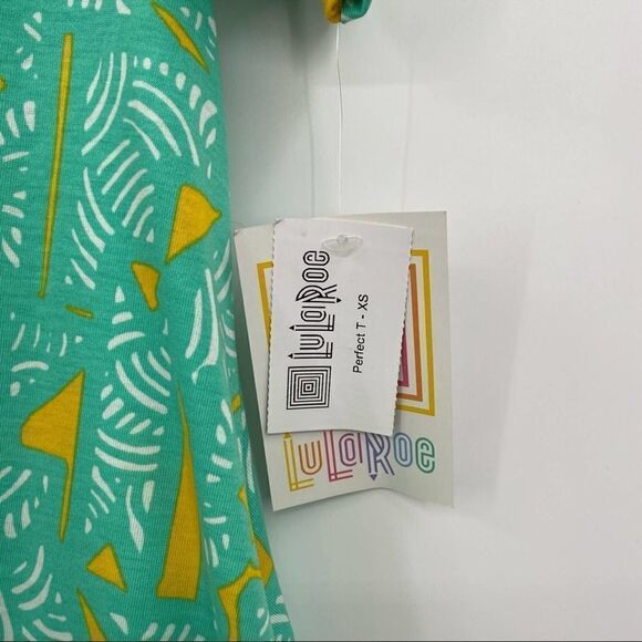 NWT Lularoe perfect tee - Picture 4 of 7